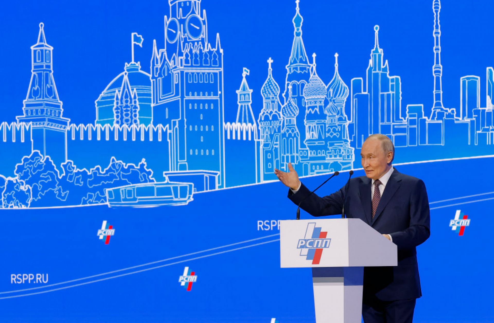 Russian President Vladimir Putin on May 18 at the Congress of the Russian Union of Industrialists and Entrepreneurs in Moscow. The increasing costs of the war in Ukraine will increase Moscow's incentive to end it, but only in the medium to long term. Russian President Vladimir Putin on May 18 at the Congress of the Russian Union of Industrialists and Entrepreneurs in Moscow.