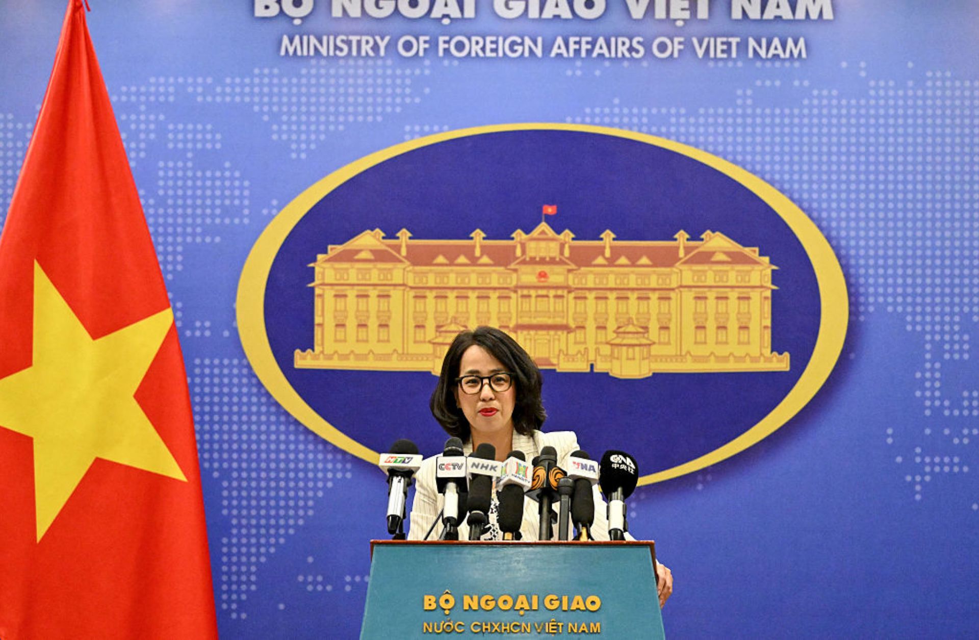 Vietnam's Foreign Ministry spokesperson Pham Thu Hang answers reporters' questions about the new Vietnam-U.S. trade deal during a press conference in Hanoi on July 3, 2025. Vietnam's Foreign Ministry spokesperson Pham Thu Hang answers reporters' questions about the new Vietnam-U.S. trade deal during a press conference in Hanoi on July 3, 2025.