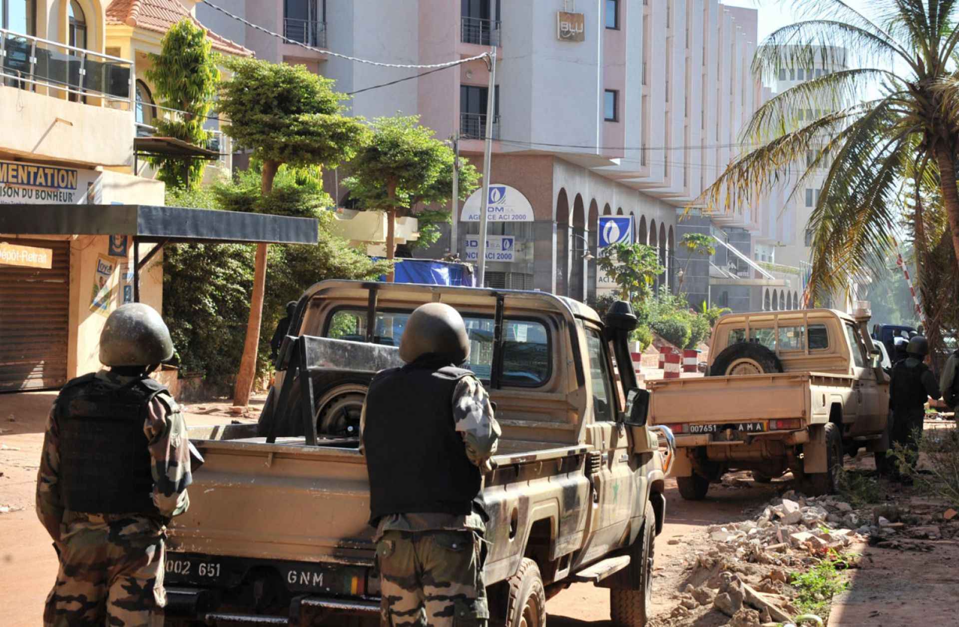 Al-Mourabitoun and al Qaeda in the Islamic Maghreb Attacked the Radisson Blu Hotel in Bamako, Mali.