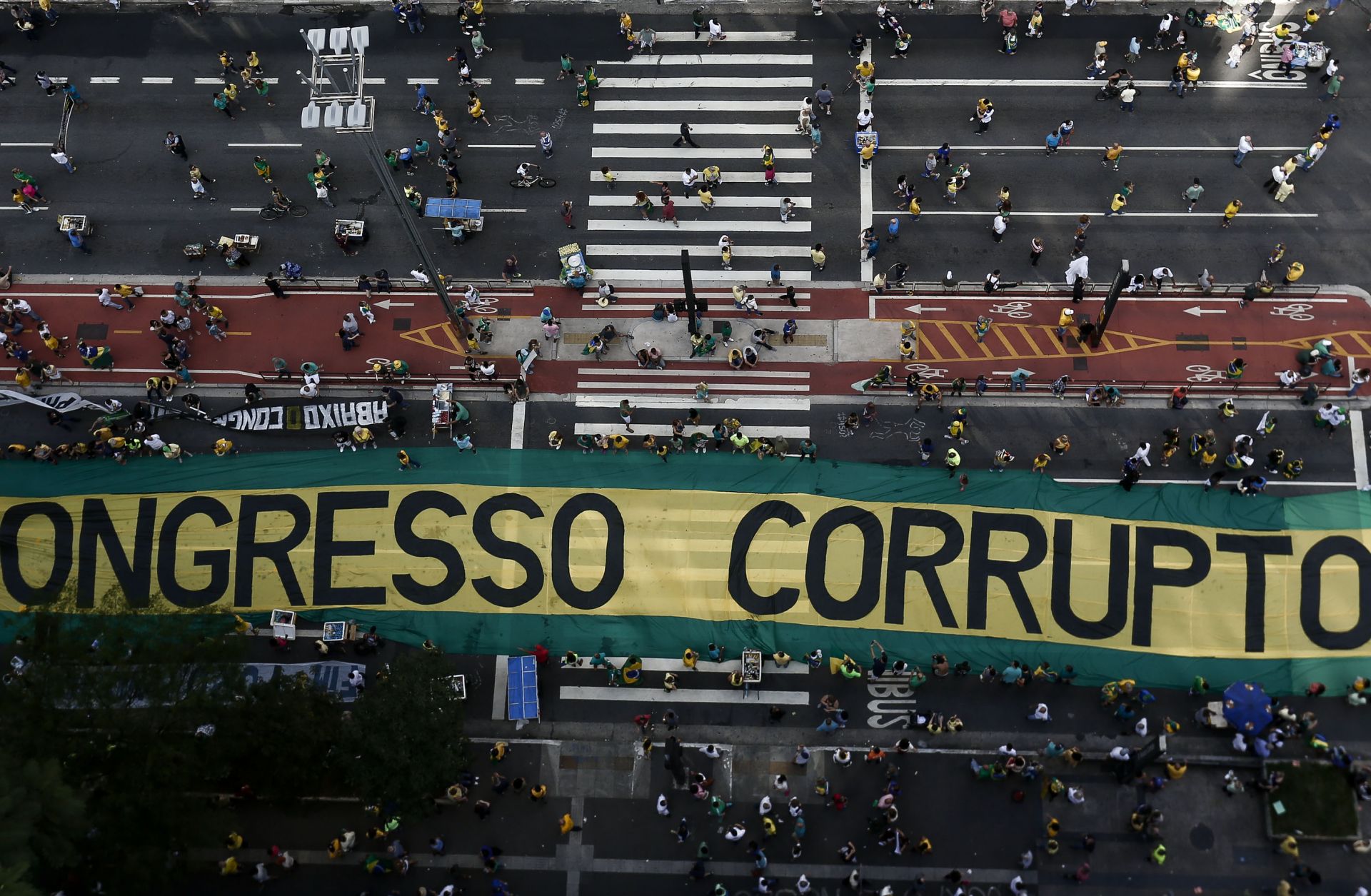 A Brazilian anti-corruption protest in Sao Paulo on Dec. 4, 2016. Brazil's Lava Jato corruption investigation has implicated scores of politicians, including presidents, government ministers and members of numerous parties. A Brazilian anti-corruption protest in Sao Paulo on Dec. 4, 2016.