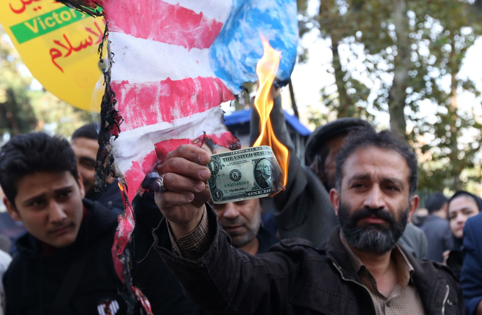 Иран санкции год. Конфликты на Ближнем востоке. Иран санкции. Иран против США.