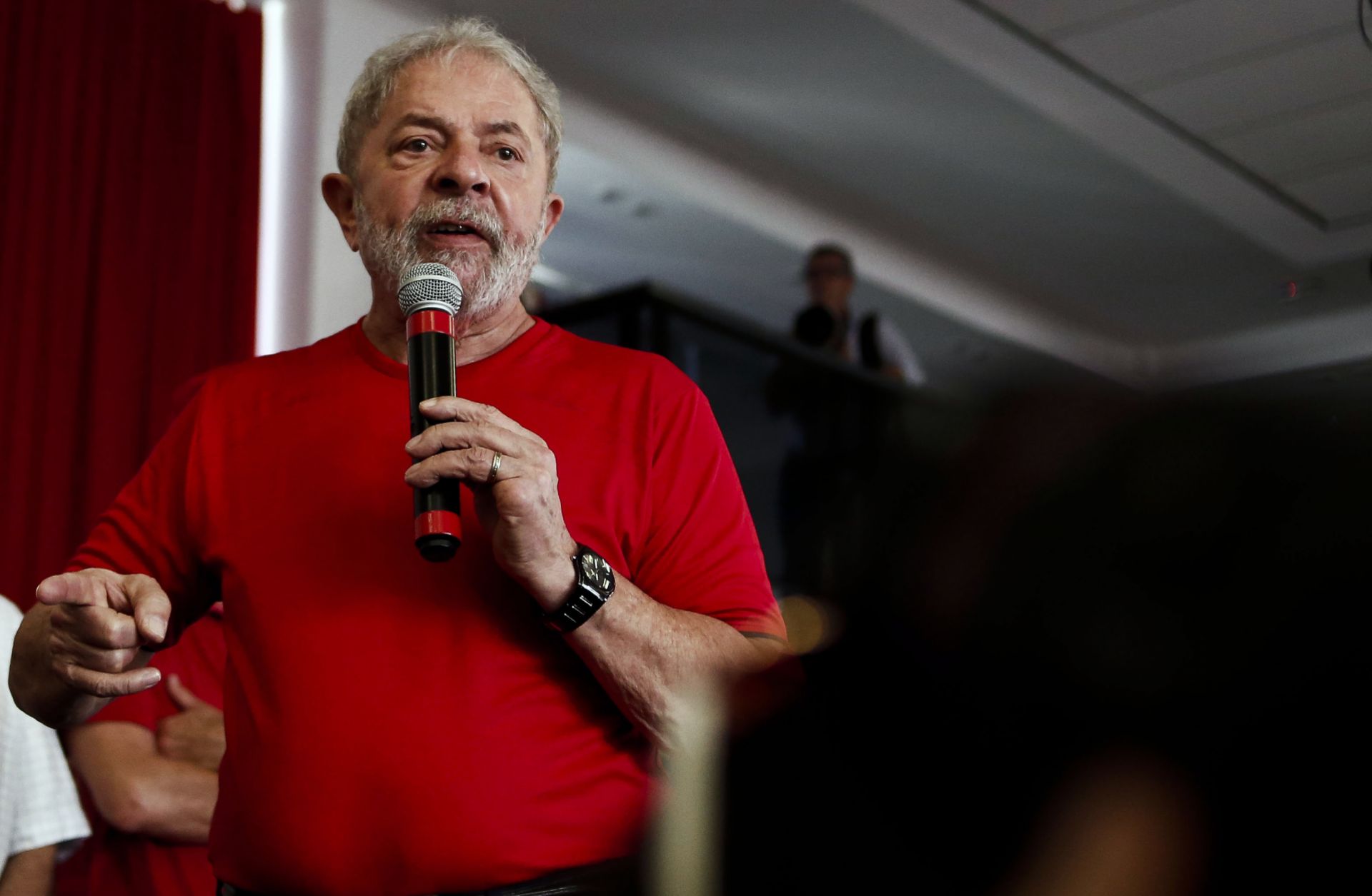 Former Brazilian President Luiz Inacio Lula da Silva speaks to supporters in Sao Bernardo do Campo on Jan. 24, 2018.