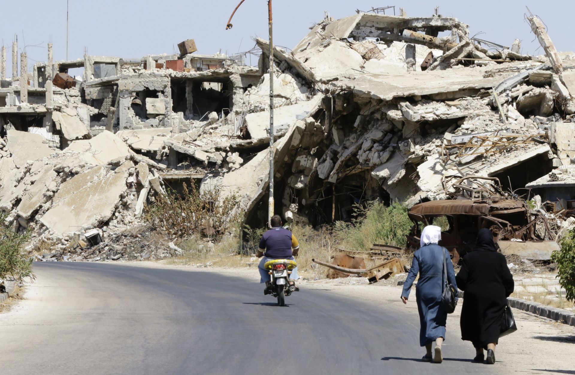 An end to the civil war remains a distant prospect, given the fragility of the cease-fire, Russia's limited influence over Iran and Syria, and disparate Russian and U.S. goals.