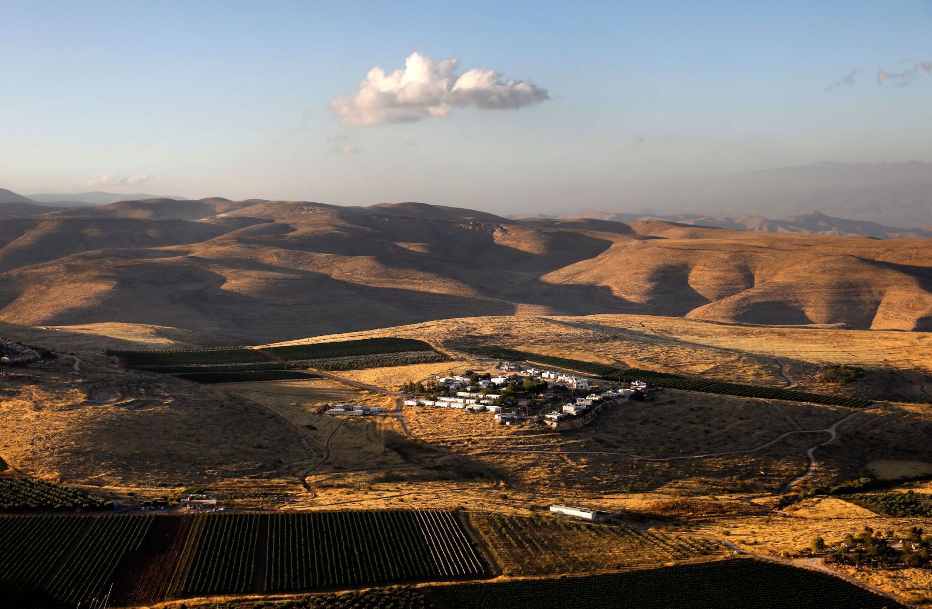 A picture shows the Israeli settlement of Mitzpe Kramim in the West Bank on June 18, 2020. A picture shows the Israeli settlement of Mitzpe Kramim in the West Bank on June 18, 2020.