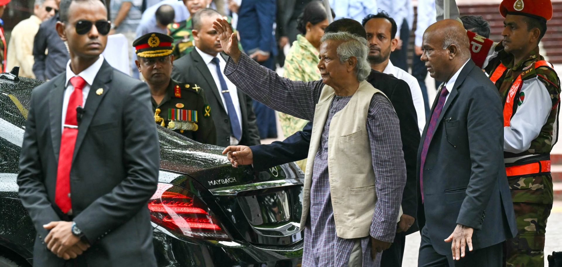 Muhammad Yunus (4R) on Aug. 9, 2024, in Dhaka, Bangladesh.