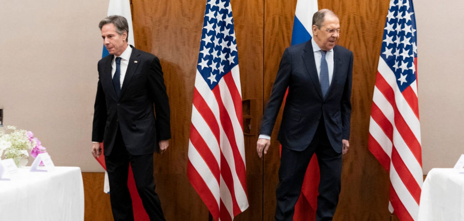 U.S . of State Antony Blinken (L) and Russian Foreign Minister Sergei Lavrov ahead of their Jan. 21 meeting in Geneva.
