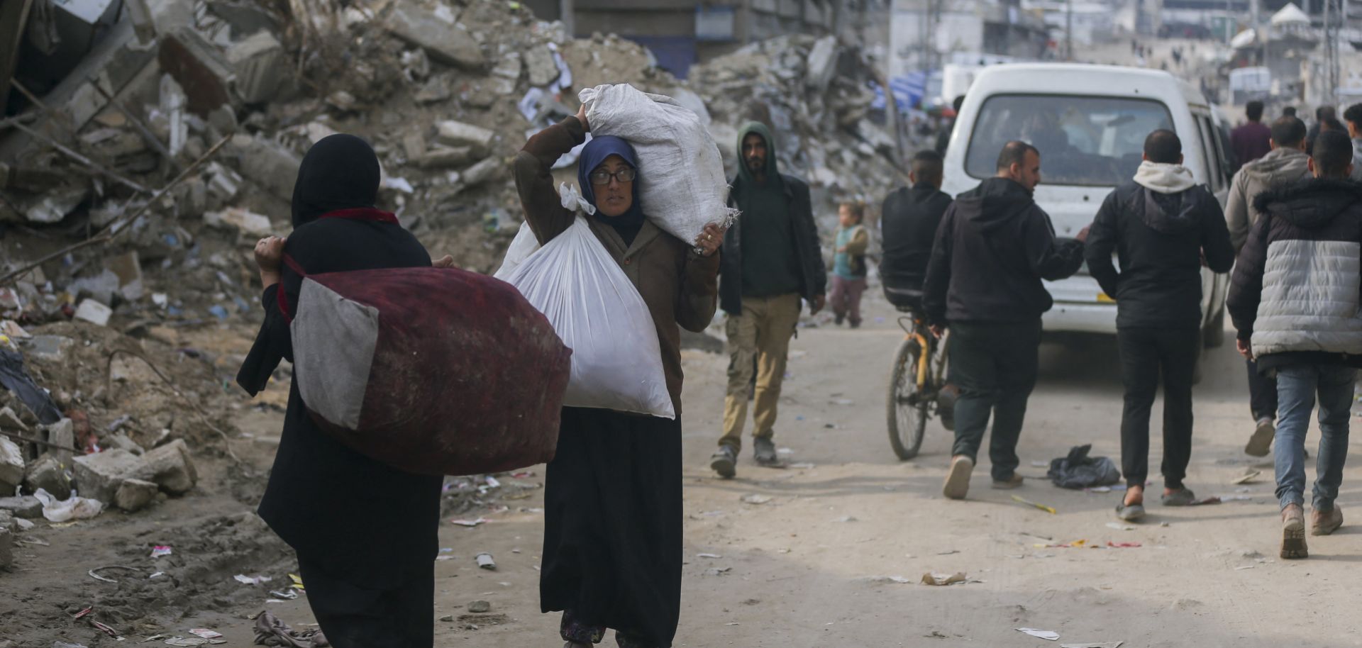Displaced Palestinians return to their homes in the Shijaiyah neighborhood, Gaza City, on Jan. 28, 2025, following the Hamas-Israel ceasefire.