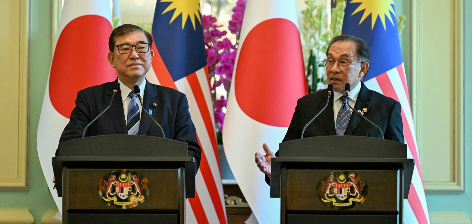 Malaysian Prime Minister Anwar Ibrahim and Japanese Prime Minister Shigeru Ishiba hold a joint press conference on Jan. 10, 2025.