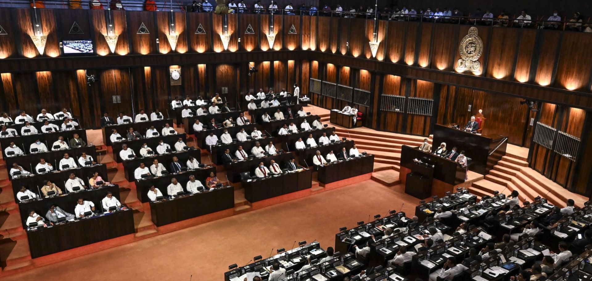 A session is held in Sri Lanka's Parliament in Colombo on Aug. 20, 2020. 