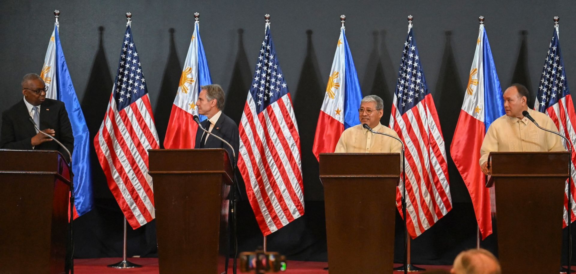 (Left to right) U.S. Secretary of Defense Lloyd Austin, U.S. Secretary of State Anthony Blinken, Philippine Secretary of Foreign Affairs Enrique Manalo and Philippine Defense Secretary Gilberto Teodoro take part in a joint press conference in Manila on July 30, 2024. 