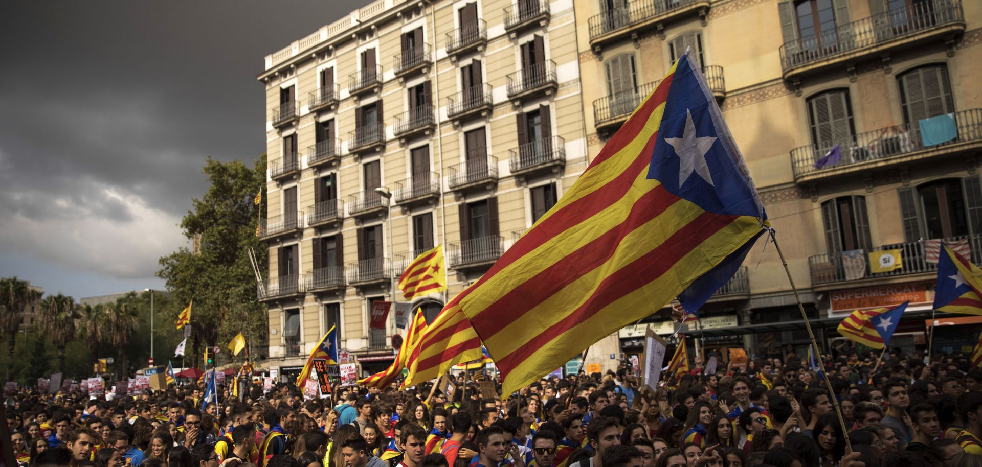Students demonstrate against the Spanish government's decision to ban the Catalan referendum on Sept. 28 in Barcelona.
