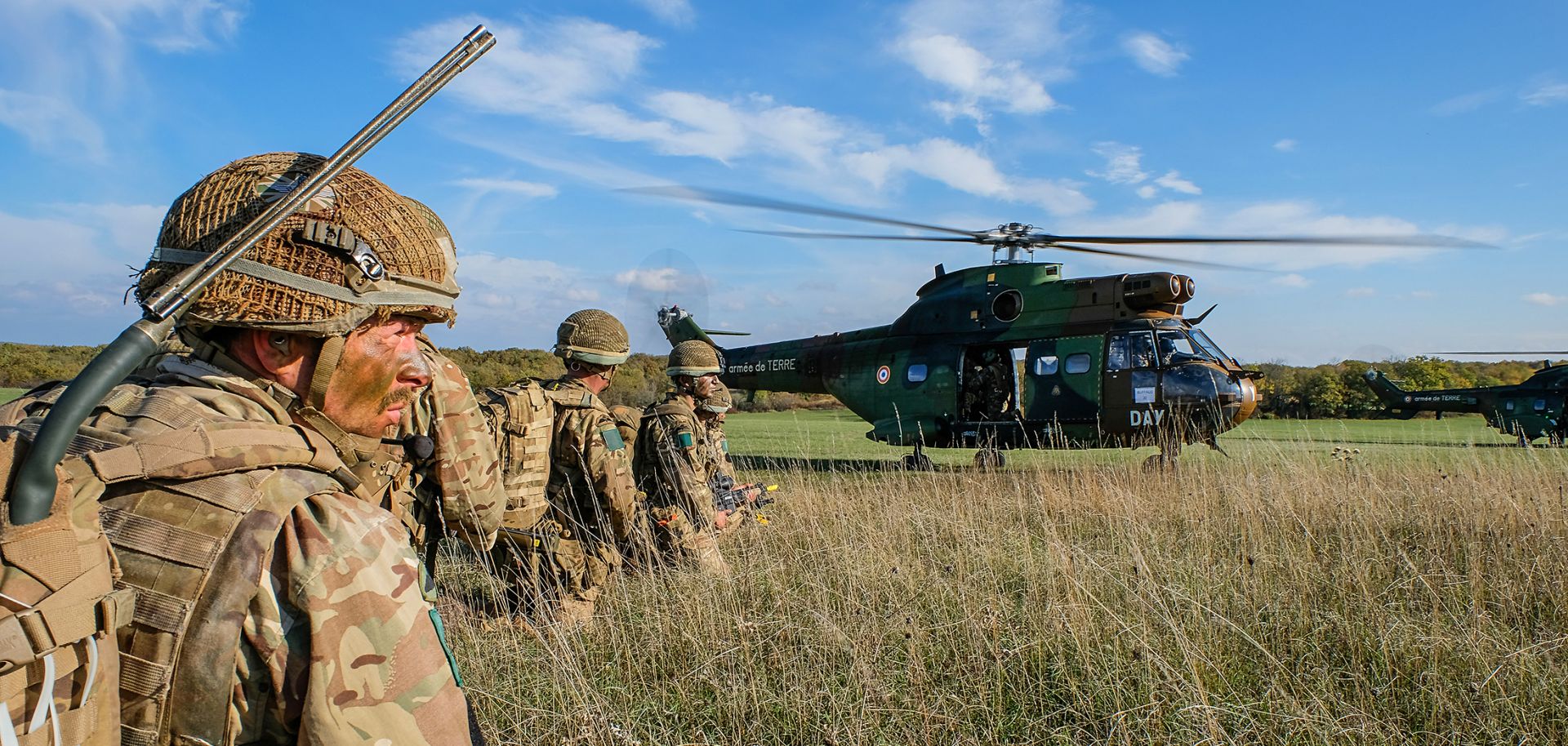This photo shows French, British and U.S. paratroopers training together in south of France. 