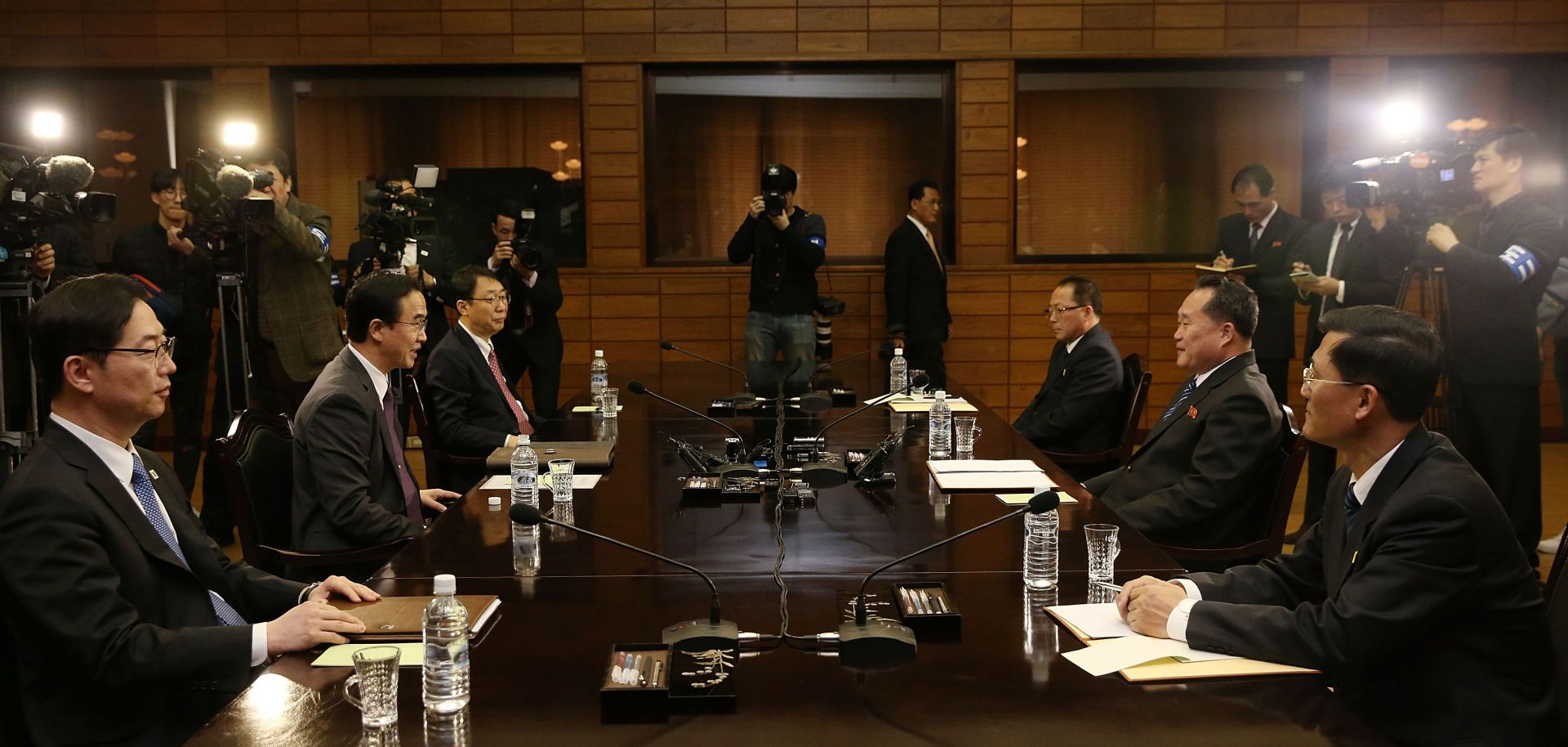 Talks prior to the inter-Korean summit