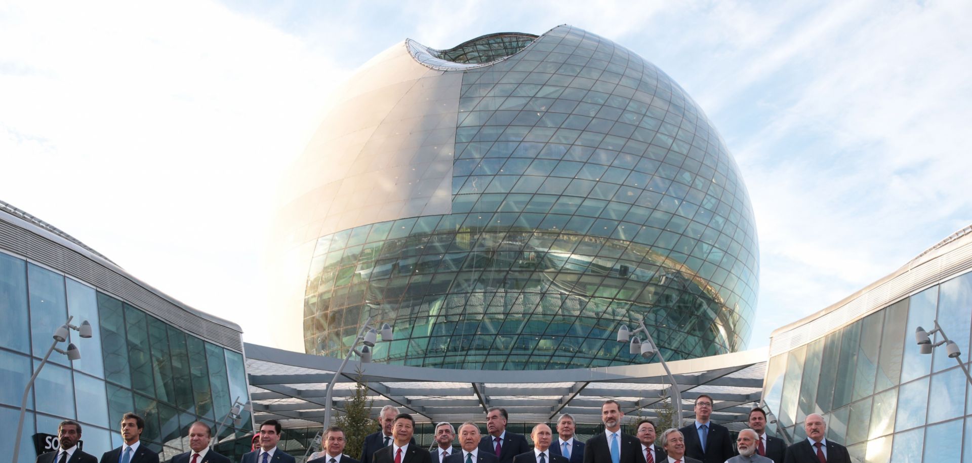Heads of state stand in front of the EXPO 2017 exhibition in Astana, Kazakhstan on June 9.