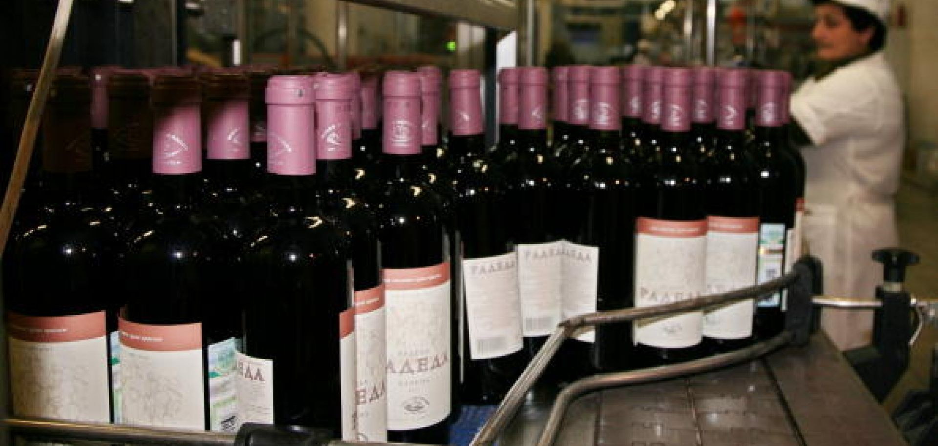 Завод вина в Абхазии
