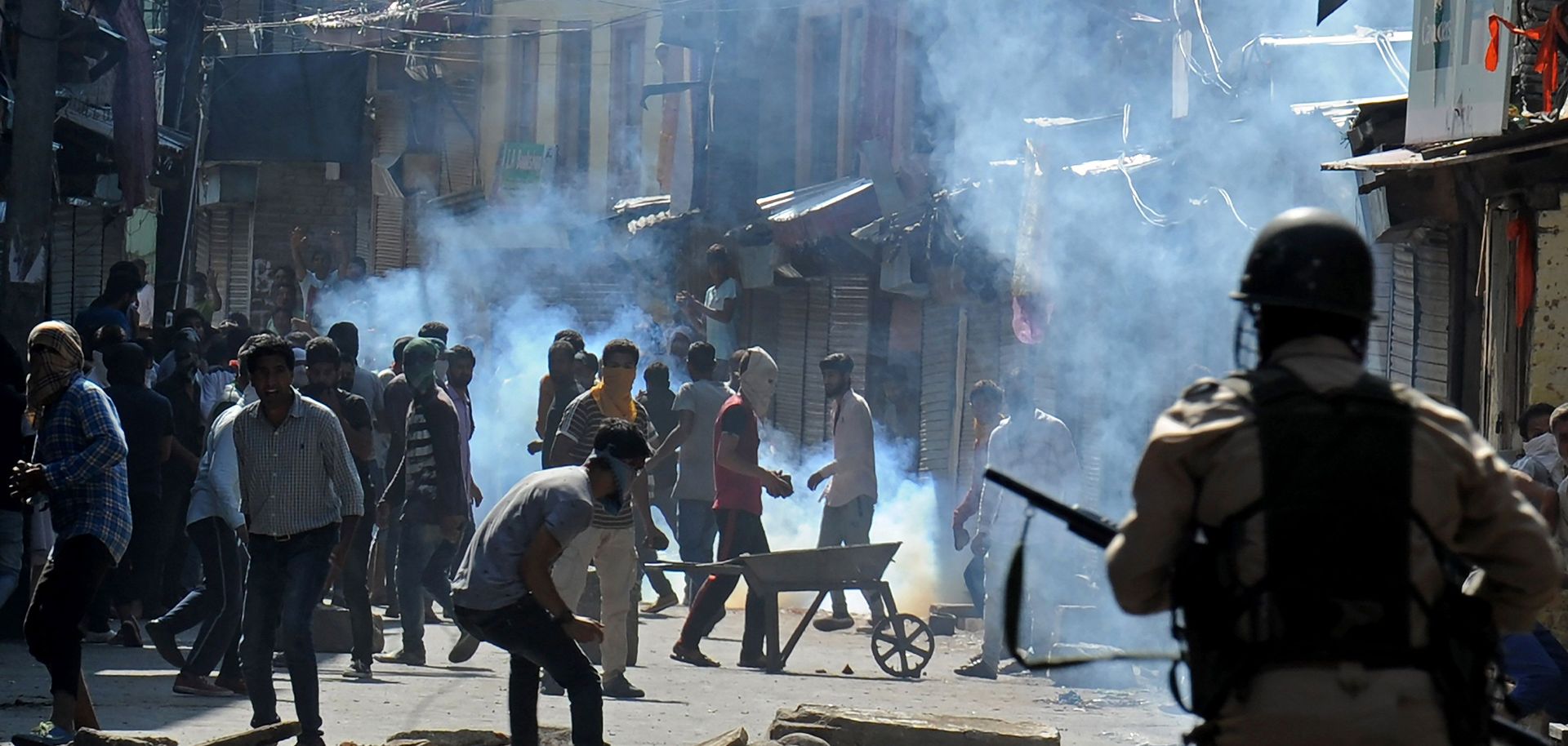 Kashmiri Unrest Sets India and Pakistan on Edge