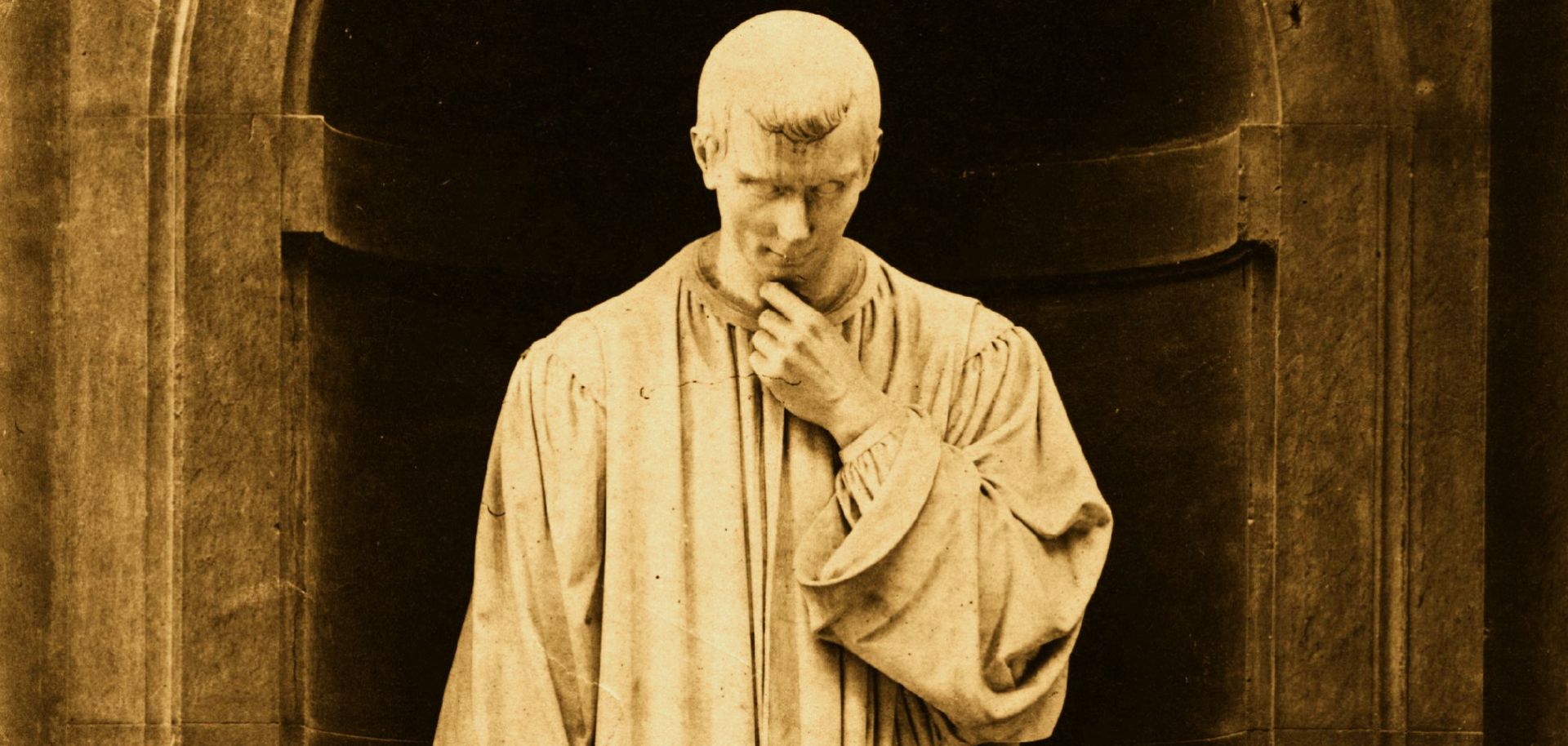 A statue of Italian statesman, philosopher and writer Niccolo Machiavelli, circa 1500.