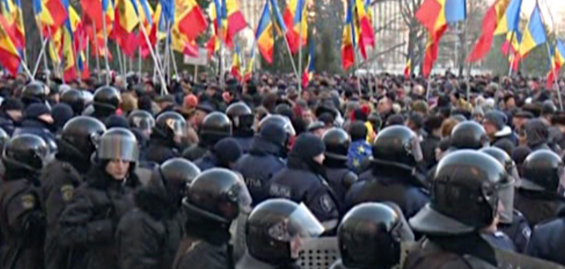 Amid Protests, Moldova Finally Appoints a Government