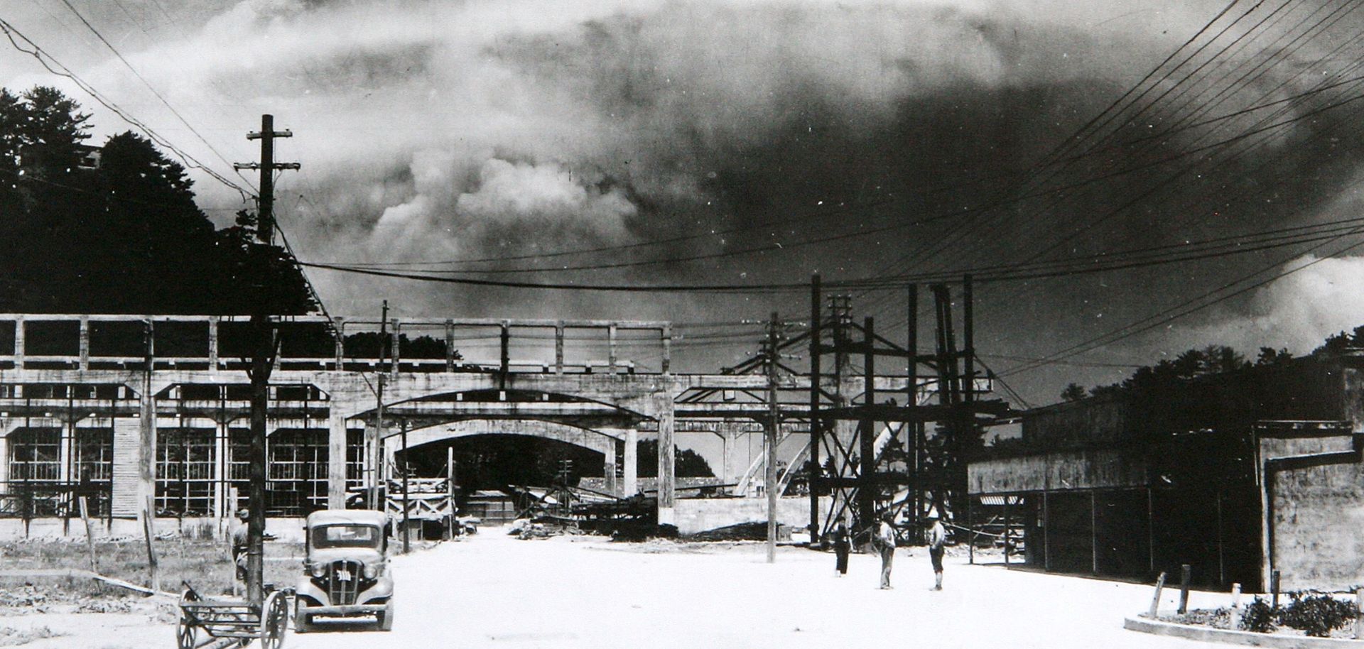 View of the radioactive plume from the bomb dropped on Nagasaki as seen from Koyagi-jima, Japan on Aug. 9, 1945. (Hiromichi Matsuda/Handout from Nagasaki Atomic Bomb Museum/Getty Images)