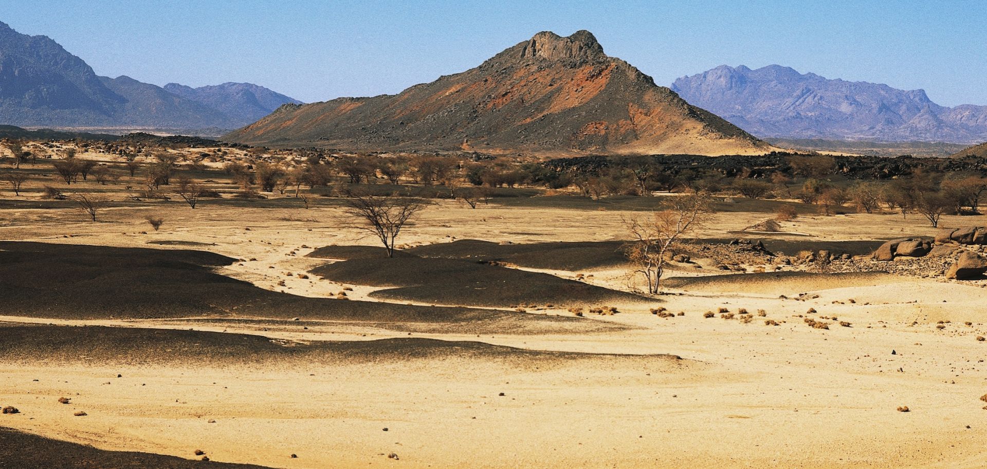 A desert scene in Niger. The desert nation has established stronger security measures than neighboring Mali, Libya and Chad -- all of which are facing fast-expanding jihadist movements. But militants have already started to prioritize efforts in Niger.