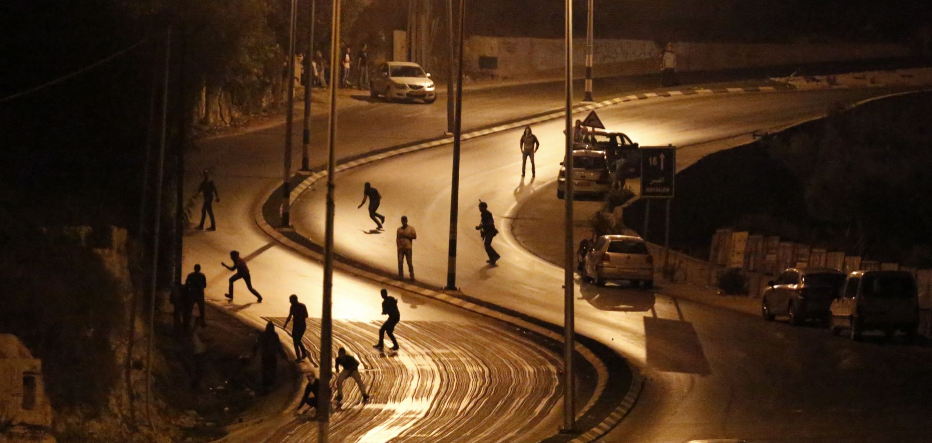 Palestinians and Israeli Security Forces in Surda