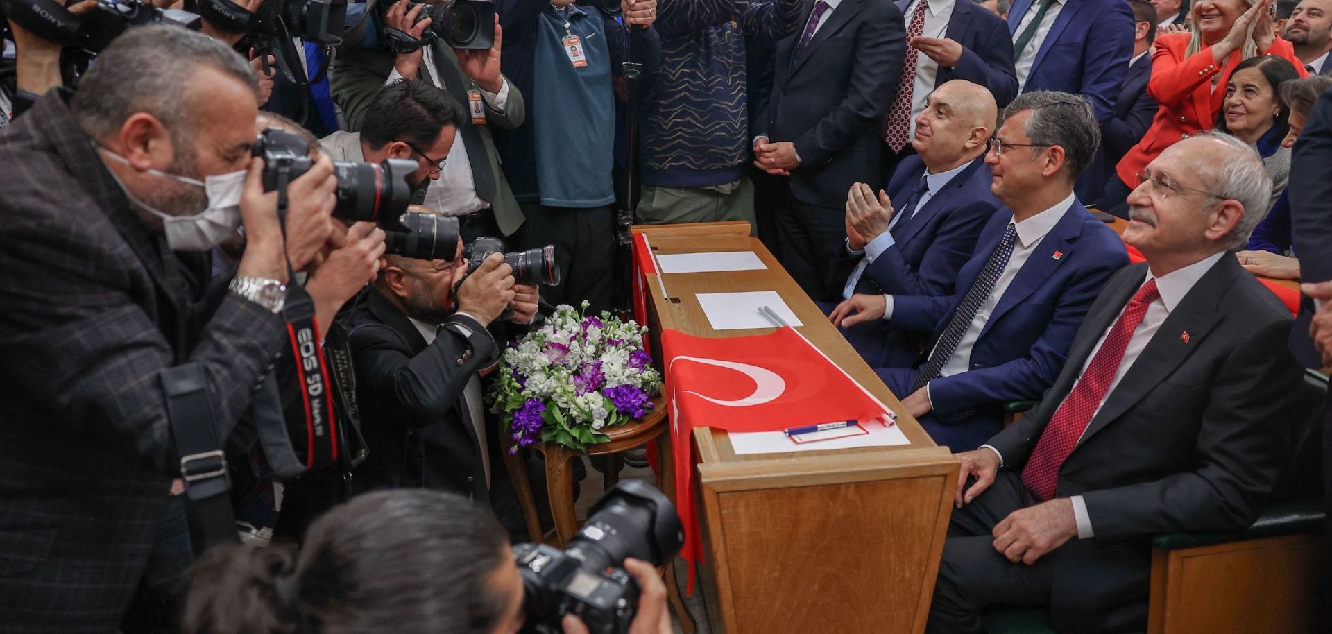 CHP Chairman Kemal Kilicdaroglu (R) on March 7 in Ankara.