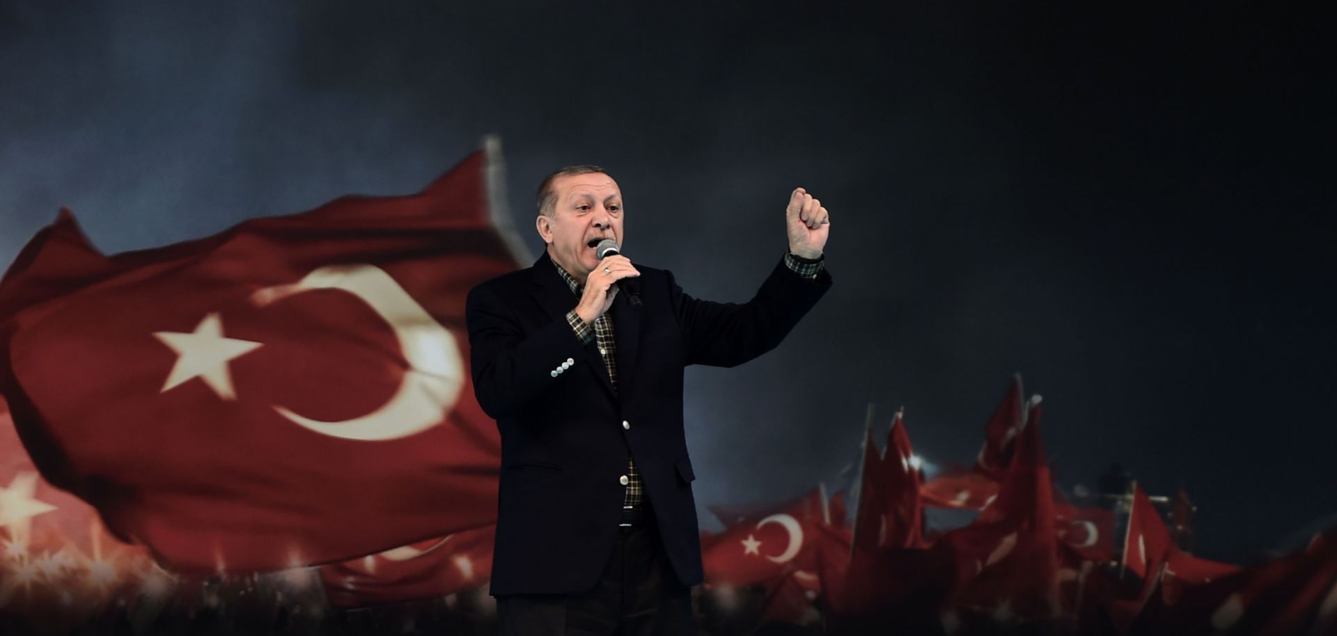Turkish President Recep Tayyip Erdogan gives a speech at a rally in Istanbul in 2017.