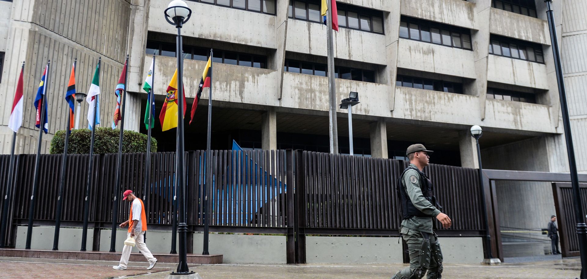 Venezuela Supreme Court grenade attack Caracas Nicolas Maduro unrest coup rumors