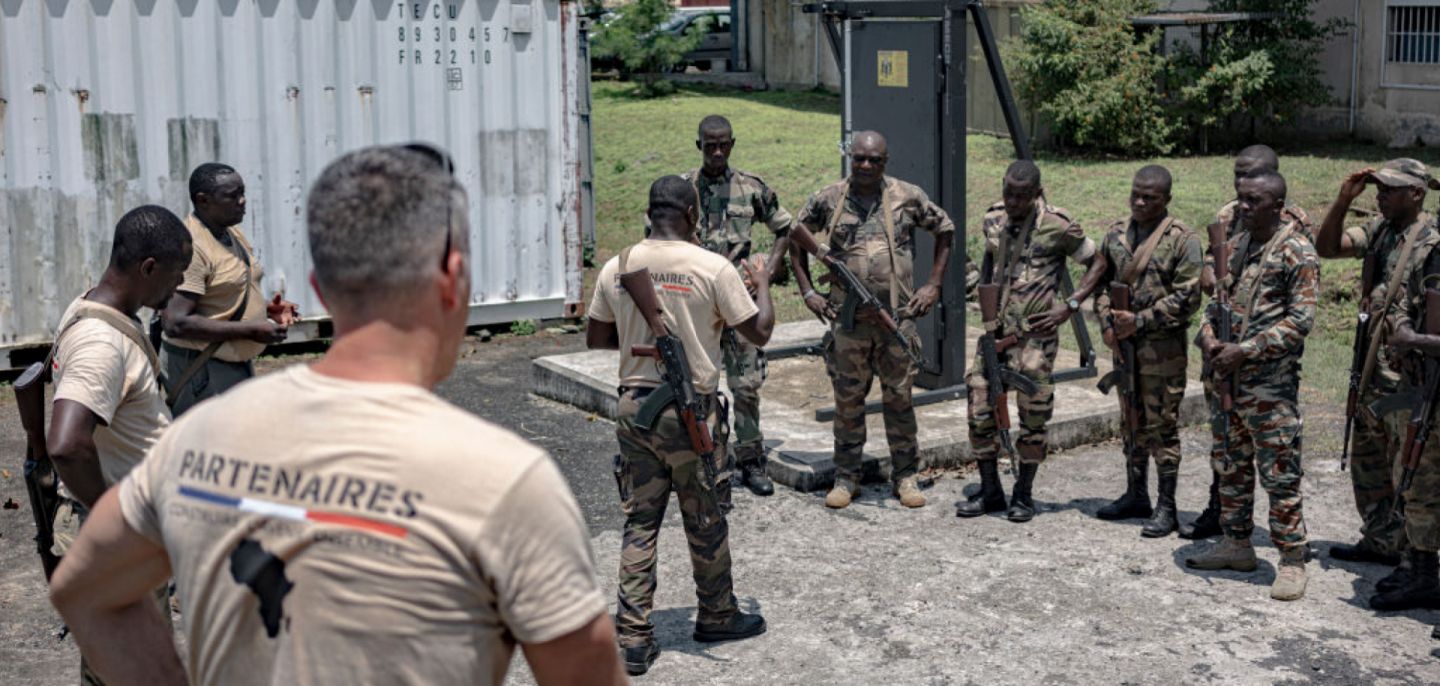 A Gabonese brigade participates in a training exercise as part of a military program linked to the Franco-Gabonese partnership at the French military base Camp de Gaulle in Libreville on March 19, 2025. 