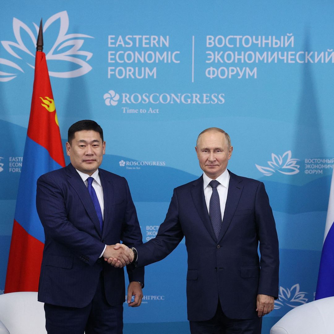 Russian President Vladimir Putin (right) meets with Mongolian Prime Minister Oyun-Erdene Luvsannamsrai on the sidelines of the 2022 Eastern Economic Forum in Vladivostok, Russia, on Sept. 7, 2022. 