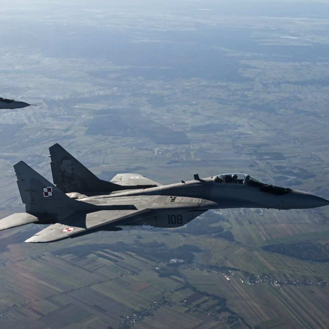 Polish jets seen during NATO exercises