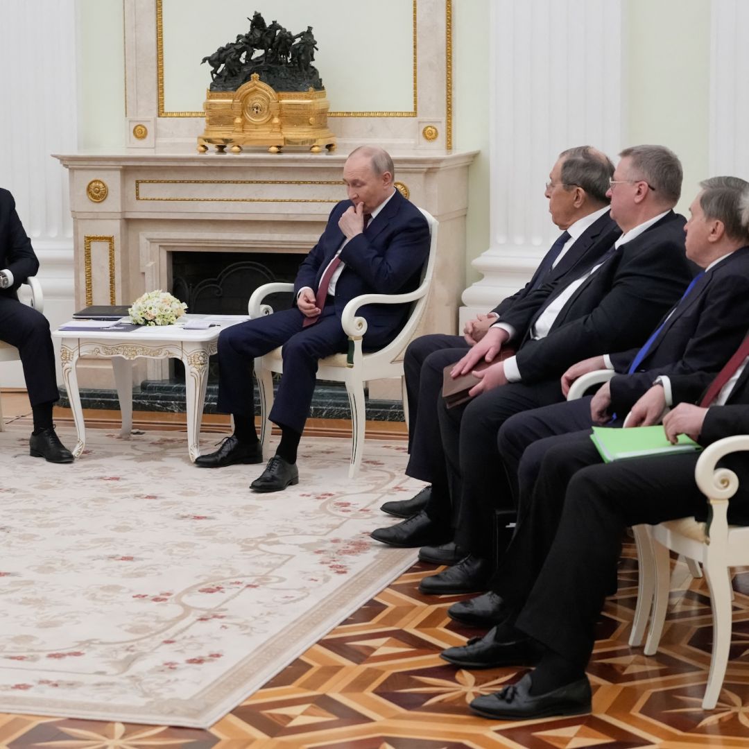 Russian President Vladimir Putin (center) and Armenian Prime Minister Nikol Pashinyan (left) hold talks at the Kremlin in Moscow on April 1, 2026. Russian President Vladimir Putin (center) and Armenian Prime Minister Nikol Pashinyan (left) hold talks at the Kremlin in Moscow on April 1, 2026.