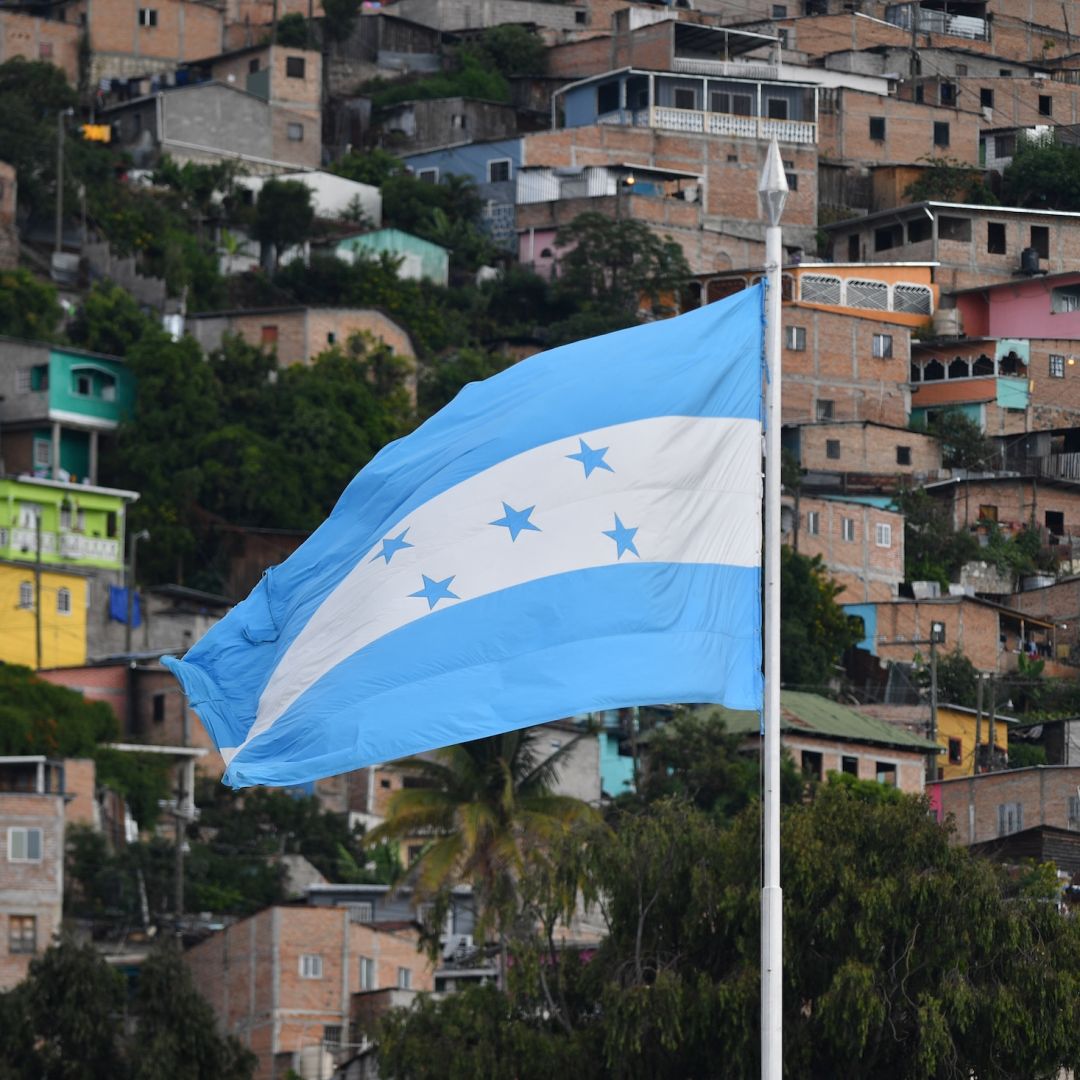 View of a Honduran national flag at La Laguna neighborhood, in the north of Tegucigalpa, on Nov. 11, 2025. 