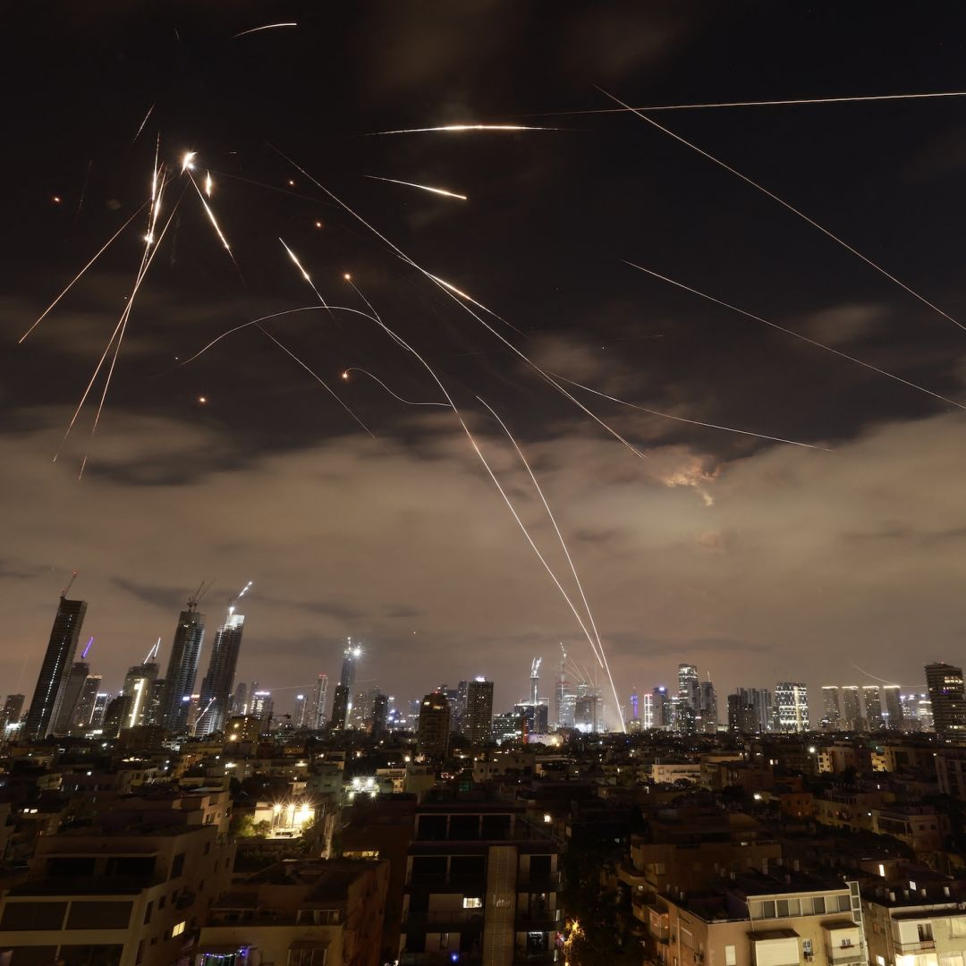Israeli air defense systems intercept Iranian missiles over Tel Aviv amid a fresh barrage of Iranian rockets on June 16, 2025. Israeli air defense systems intercept Iranian missiles over Tel Aviv amid a fresh barrage of Iranian rockets on June 16, 2025. Israeli air defense systems intercept Iranian missiles over Tel Aviv amid a fresh barrage of Iranian rockets on June 16, 2025. Israeli air defense systems intercept Iranian missiles over Tel Aviv amid a fresh barrage of Iranian rockets on June 16, 2025.