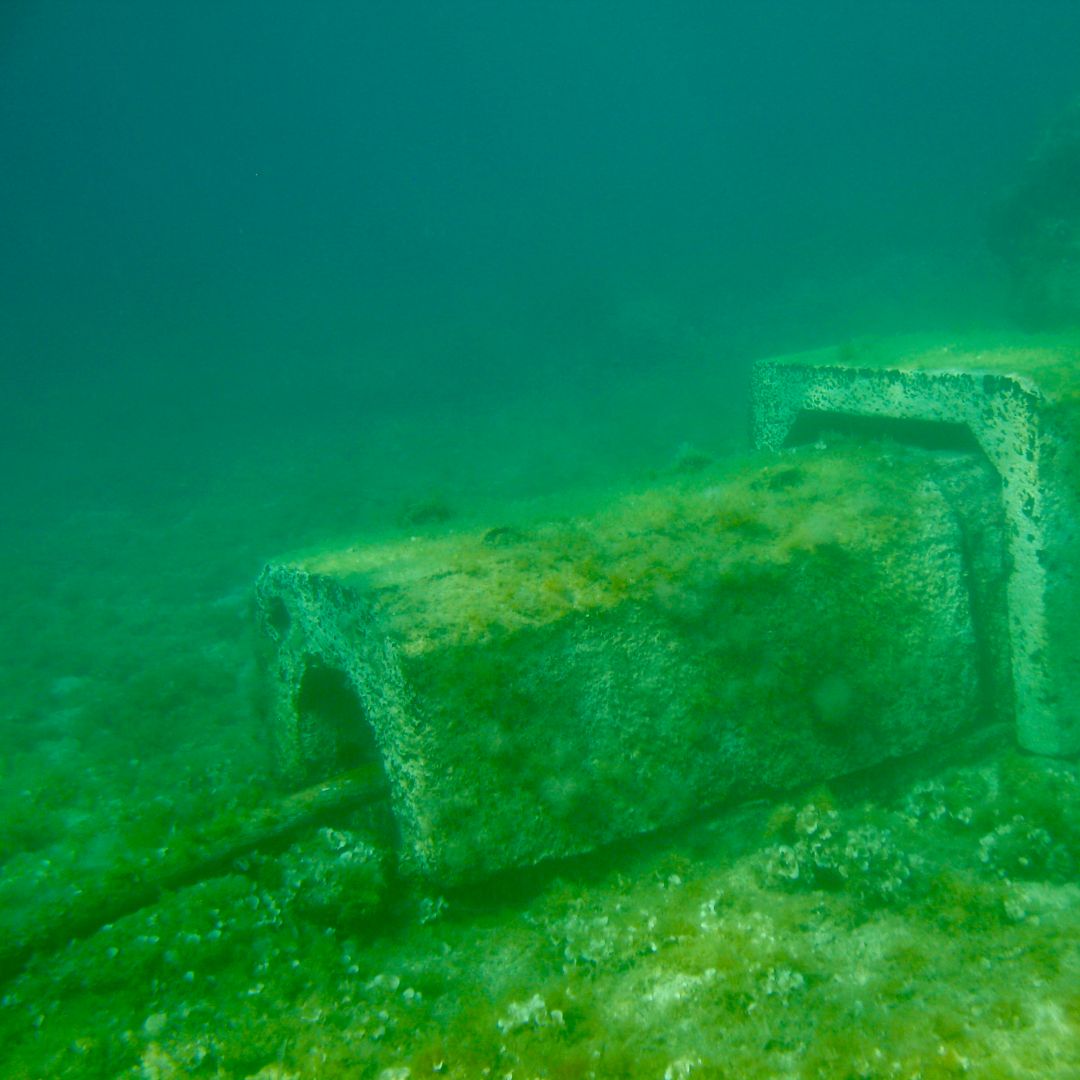 An underwater electric power cable beside Eva beach on the island of Hvar, Croatia. An underwater electric power cable beside Eva beach on the island of Hvar, Croatia.