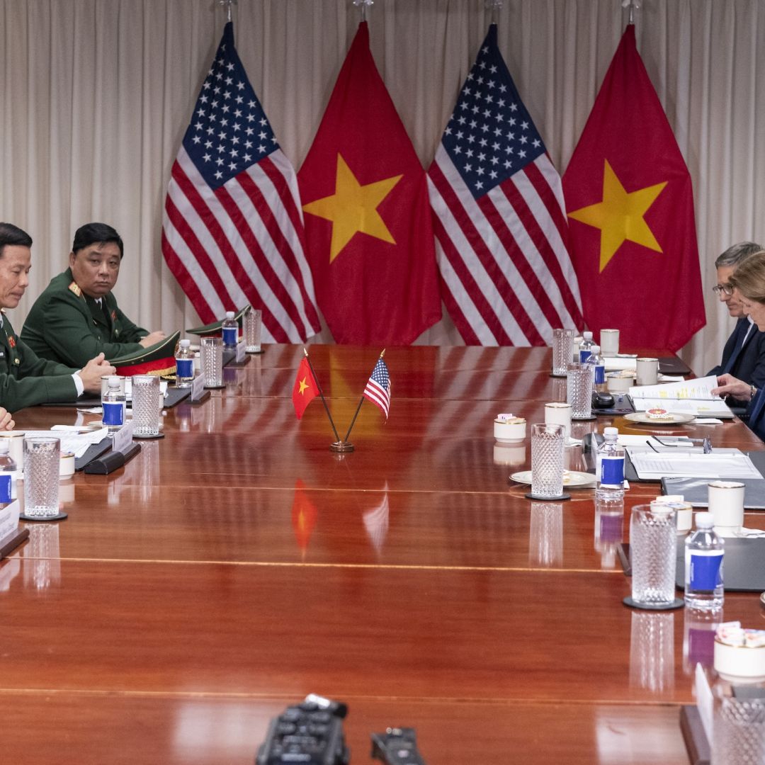 U.S. Secretary of Defense Lloyd Austin (R) and his Vietnamese counterpart Phan Van Gang, meet at the Pentagon in Washington D.C. on Sept. 9, 2024. 