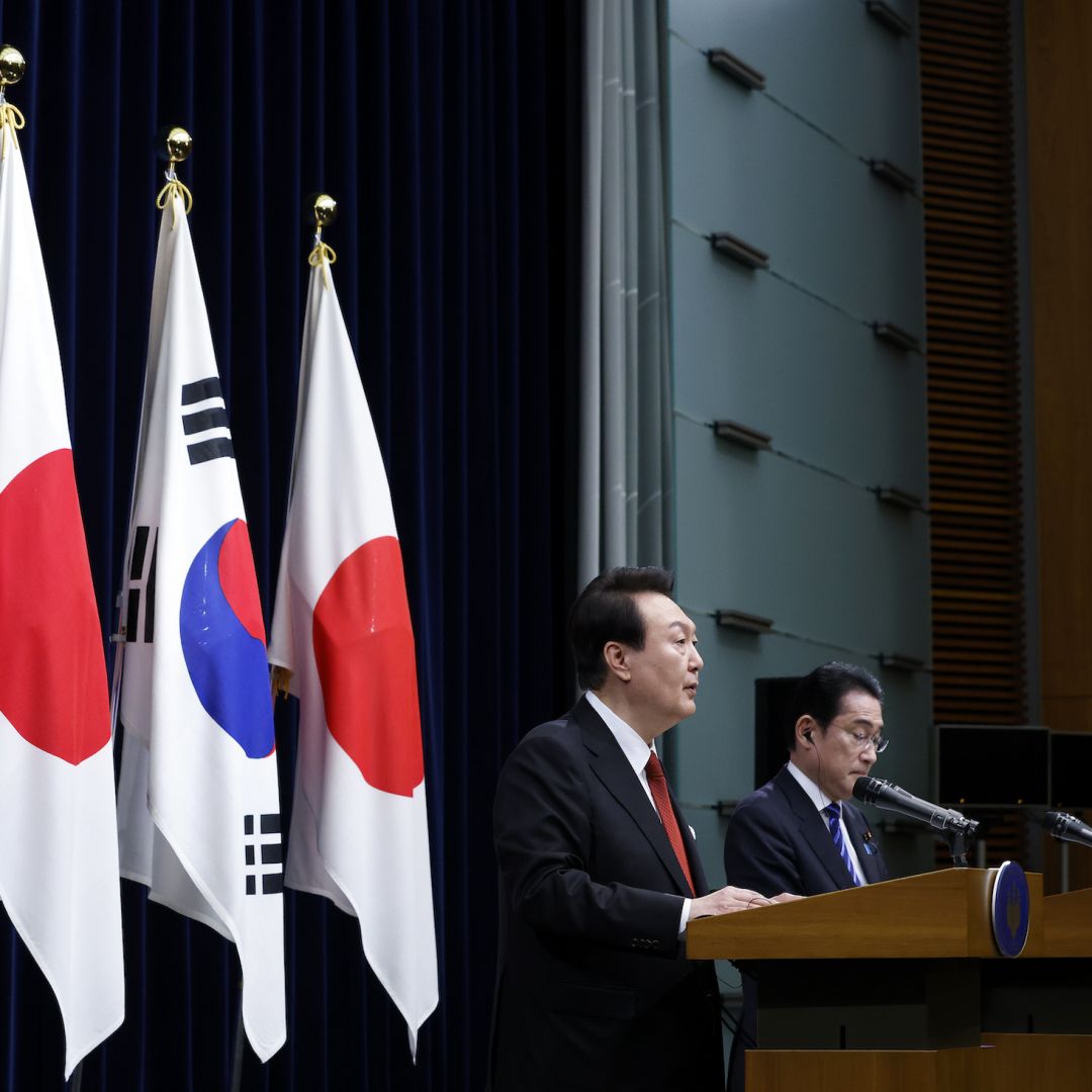 South Korean President Yoon Suk Yeol (left) and Japanese Prime Minister Fumio Kishida (right) attend a joint news conference at the prime minister's official residence on March 16, 2023, in Tokyo, Japan. 