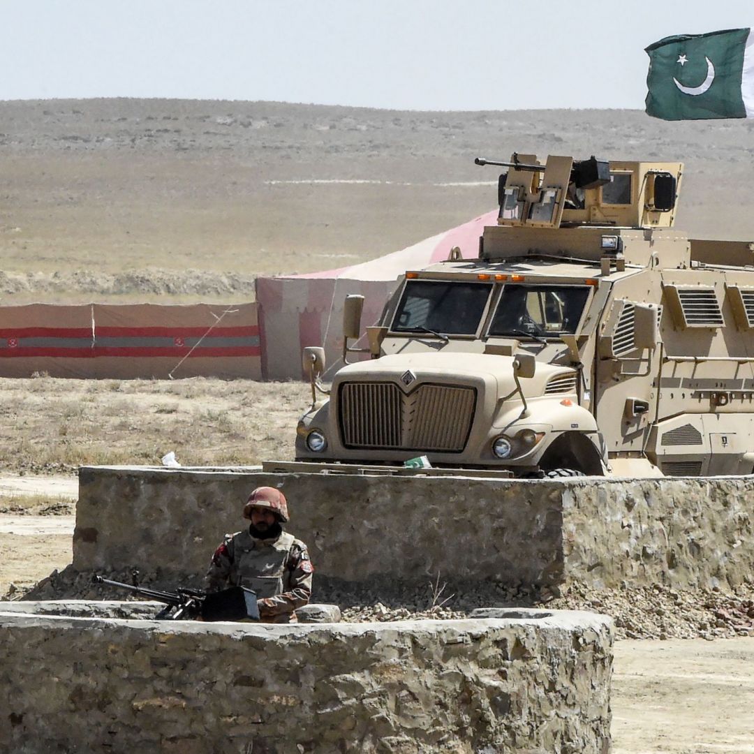 Pakistani paramilitary forces stand guard near the Afghan border in Pakistan's southwestern Balochistan province on Sept. 16, 2020. 