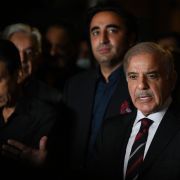 Pakistani Prime Minister Shahbaz Sharif (R) in Islamabad on April 7, 2022. Pakistani Prime Minister Shahbaz Sharif (R) in Islamabad on April 7, 2022.
